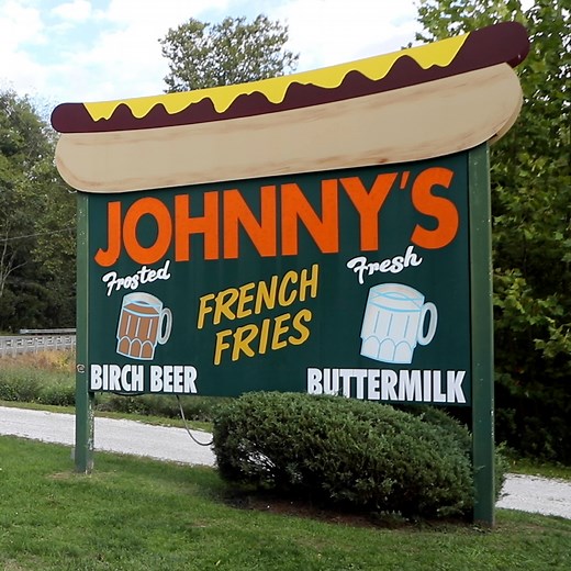 Buttzville, N.J. is home to the iconic Hot Dog Johnny’s, slinging its famous dogs since 1944. 🌭 Have you eaten at Johnny's? | NJ.com
