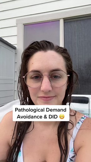 I feel so happy & relieved when I’m able to work effectively as a dissociated system and show up for my kids the way they deserve. 👏🏻👏🏻👏🏻#dissociativeidentitydisorder #pathologicaldemandavoidance #pda #pdaautism #autistic #did #osdd #osdd1a #osdd1b #dissociatedparenting #pdaparenting #autisticparenting