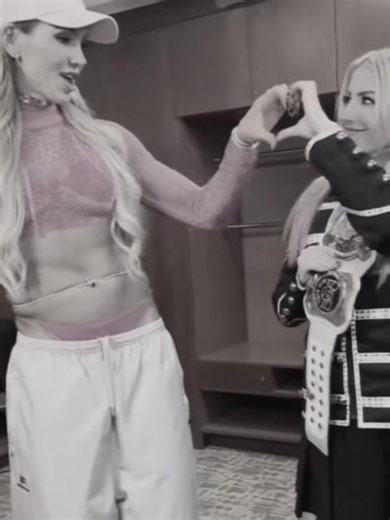 | Move your body |#CapCut #WWE #CHARLOTTEFLAIR #ALEXABLISS #edit @Charlotte Flair @Lexi Cabrera