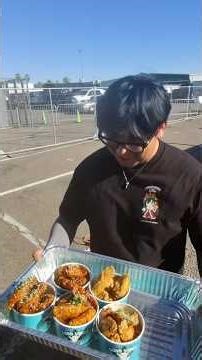 Traded agua frescas for wings on a hot day! 🤤🤤🤤