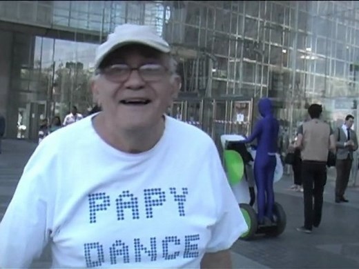 PAPY DANCE, portrait réalisé par Cédric BARBIER
