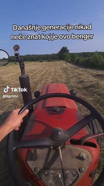 Exploring the Zetor 4712 Tractor in Croatia
