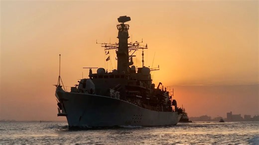 HMS Montrose Departs Bahrain for the Last Time