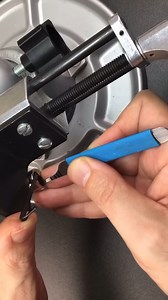 480K views · 5.8K reactions | The Snake Key Lock #lockpicking #LOCK #usa #foryou | Lock Picking V | Facebook