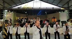 2.3K views · 88 reactions | Graduación Jardín de Niños Josefina Chang  ¡ C O M E N Z A M O S ! #GuasaveMusical #LosLíderes | Grupo Guasave Musical | Facebook