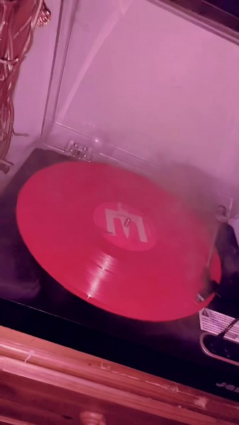 Just copped that MTBMB Record 👀🔥 #Eminem #Slimshady #musictobemurderedby #Vinyl #hiphop #Rap #Rottweiller #stans #eminemclips #Boombap #Goat #Fyp