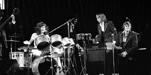 13 Drummers Who Sing - The Best in Rock History | Gear4music