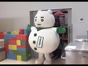 札幌市雪対策室の公式キャラクター《ゆきだるマン》登場！子どもたちに"雪国ならではの文化"を伝承…デッカイ除雪車もお披露目され園児からは大歓声