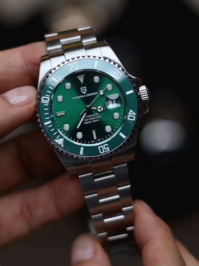 Inspirado en el Hulk, Pagani Design PD1661, resistente al agua, corona roscada, maquina Japonesa 8215 Miyota (un año de garantia en maquinaria) brazalete Oyster de acero macizo inoxidable 316L, lo que le brinda mayor resistencia en el tiempo. #reloj #paganidesign #pd1661 #hulk