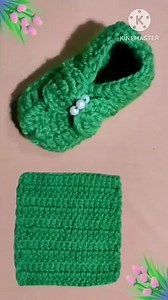 950K views · 10K reactions | Easy shoes crochet for baby || full video watch: https://youtu.be/vpVPVlebZOs?si=AyG9PMXblCnKipUR #girlswintersocks #wintersocks #wintersock #socksdesign #woolensocks Guddi Art School | Guddi Art School | Facebook