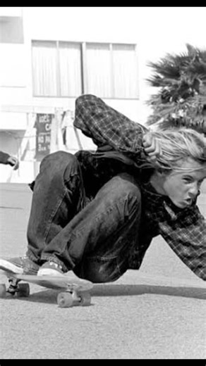 Daniel Månsson on Instagram: "@jayboyadams The Essence of Skateboarding 📷: @crstecykiii skate #skateboard #skateboarding"