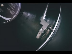 Moving magnet vs. moving coil