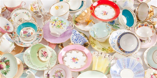 The Top 3 Vintage Dishware Patterns Designers Are Obsessed With Right Now