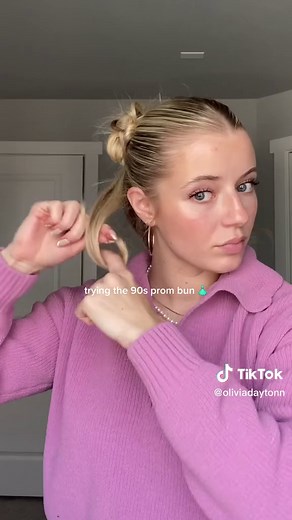 Sleek 90s Prom Bun Tutorial