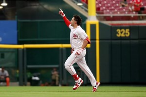 Cincinnati Reds rookie Sal Stewart continues to mash: ‘He’s elite’