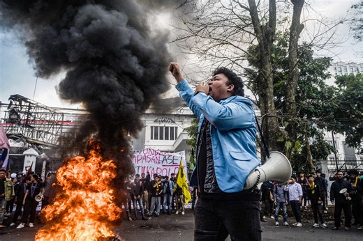 Amnesty International calls on governments to stop predatory, anti-rights order from taking hold in pivotal moment for humanity