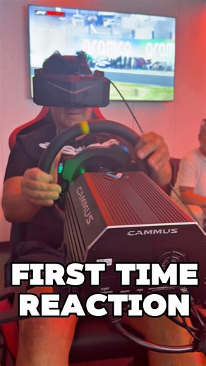First time trying VR + Motion iRacing at Sim Racing Adelaide