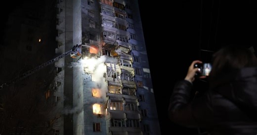 Canada gives Ukrainians who fled war another year to apply for work permit extensions