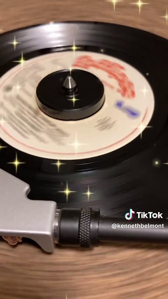 **(BOOGIE WOOGIE) DANCIN’ SHOES** by Claudja Barry. Released in 1978 on Lollipop Records. #kensvinylcollection #45rpm #45s #vintagevinyl #vinyllovers #genx #over30 #over40 #over50 #boogiewoogiedancingshoes #claudjabarry #club54 #discofever #disco #lgbt🌈 #dragqueen