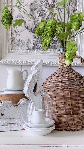 It was fun finding ways to use these corbels in our home today. It’s amazing how much character they add! If you want to add some architectural interest to your home, I have three of these available in my on-line shoppe. Did any of these ideas catch your eye? #corbels #architecturalsalvage #decorideas | Havenberry