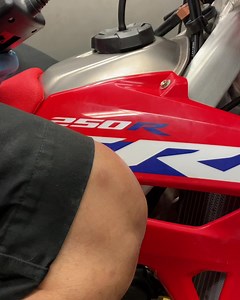 Stoked we can share this now! 2022 Honda CRF250R. . . . . . #honda #crf250r #crf250 #ridered #2022 #yoshimurapower #rs12 | Yoshimura Research & Development of America, Inc.