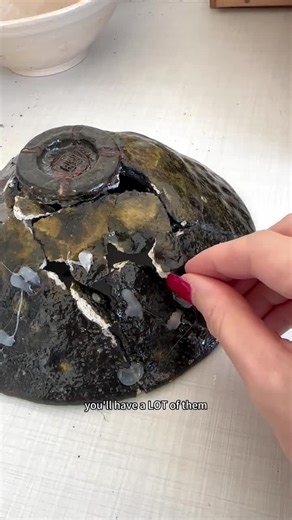 198K views · 3.5K reactions | How to do kintsugi ❤️ ••• Follow @rforred for more! | The Ceramic School | Facebook