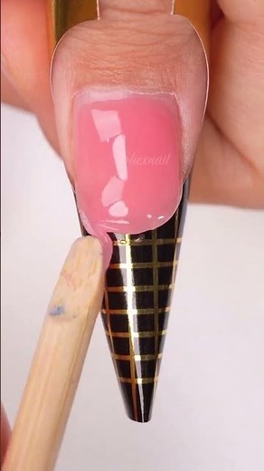 Beginner-Friendly Builder Gel Nail Extensions