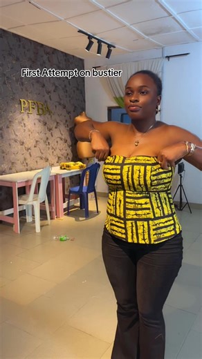 Btw, this is the first time I’m sewing a bustier and I absolutely love how it looks😌 but I was asked to resew😂🥹 #fashiondesigner#fashionjourney #bustier #fyp#newbeginnings