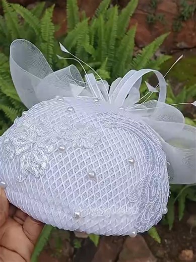 Stunning Fascinator Hat for Special Occasions