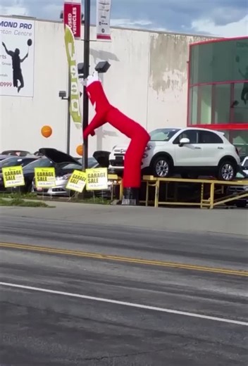 Inflatable Man Twerking Challenge for Positive Vibes!