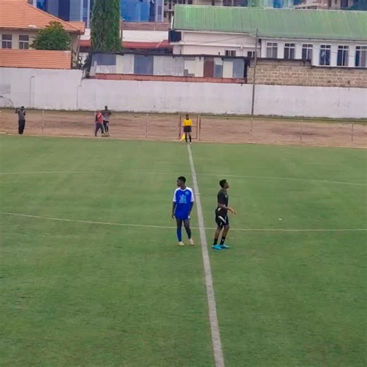 Ligi Kuu Wanawake Tanzania | Mwanahamis Omary chini ya Ulinzi mzito wa Emelda Magnius 🙌😉 #Ligikuuwanawake | Instagram