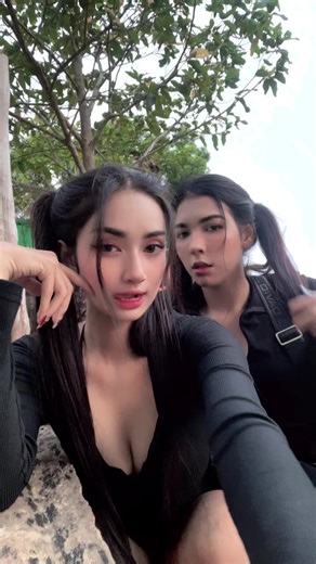 @𝕾𝖀𝕸𝕸𝕰𝕽 🍿