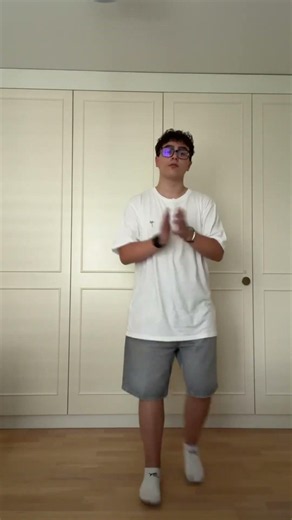 viral dance trend she bugging 🔥😝 #tiktok #fyp #shorts #viral #trending #dance