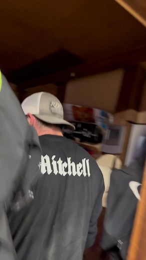 1.8K views · 63 reactions | Saturday at garage mahal was a good time! Dustin Murphy Haley Elizabeth Koeberlein Caleb Mitchell @taylor ford Kyle Ruffner Shreve Dustin Justin Shaw Payton Simmons Dylan Loyd @brynn @emily @chad @brittney Jimmie Deomes @cody reynolds Also haley is ok from the board smacking her in the head❤️ (1 min 50 seconds in) Filmer cred @shreveo #GB #Garagemahal #GBcrew #weloveskateboardingosr | GhettoBird | Facebook