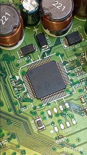 🔧 QFP IC Removal Tutorial | Easy SMD Desoldering Guide #QFP #ICRemoval #repair