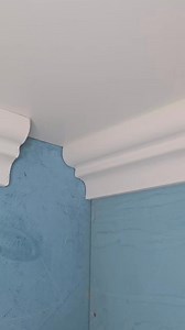 How to install ceiling cornices yourself in thecorner. #howto #tipsandtricks #diy #fbreels | The Trick Vault
