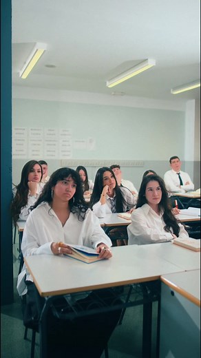 Clases de filosofía y sorpresas en octubre