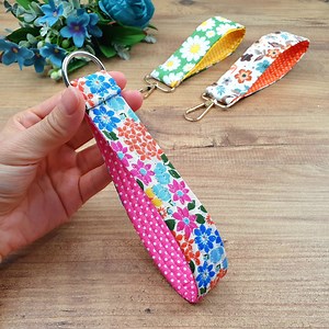 69K views · 481 reactions | I’ve Made So Many of These Fabric Keychains – Perfect Little Gifts! 殺 | Hobby | Facebook