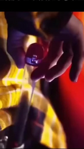 Henry Danger Bubble Gum Chewing Fun