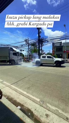 markypage (@markypage)’s videos with Powerful dark futuristic science fiction film music(1536393) - Azure Glitch