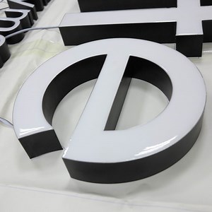 [Hot Item] Custom Front Lit 3D Logo Illuminated Epoxy Resin Letter Sign