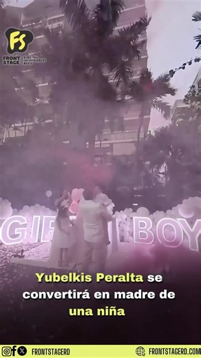 FrontStage on Instagram: "¡Una Niña! 👶🏻💖 la tercera hija de la comunicadora Yubelkis Peralta, quien reveló el sexo de la nueva integrante de la familia este domingo. En un encuentro íntimo y familiar; Peralta compartió con sus seguidores que tanto ella como su esposo, Marcos Bona, darán bienvenida a una nueva niña en la familia Bona Peralta. La pareja ya son padres de Gabriella (2018) y Marcos Alonzo (2021). La también YouTuber anunció su tercer embarazo en diciembre de 2025. ¿Qué opinan? 🎥: