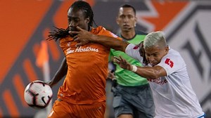 Krutzen, Novak lead Forge past Pacific at Island Games