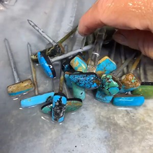 Feroza stone Polishing | Blue Light Gemstones