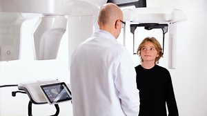 See how easy and fast it is to capture outstanding cephalometric images with the CS 9600. The user-friendly SmartPad, fast scanning time and new audio communication capabilities ensure an optimal workflow to help you capture accurate images on the first try. https://bit.ly/2XukWD4 #carestreamdental #digitaldentistry #cs9600 #simplydigital | Carestream Dental