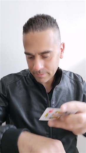 How to use your phone with Magic #tutorial #magic #foryou | Dumenicus