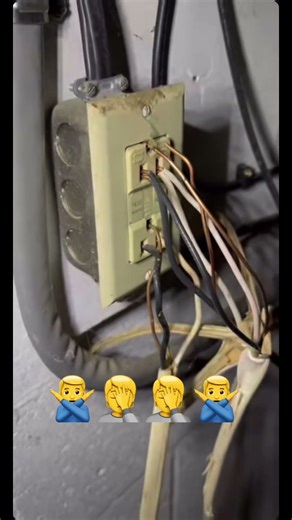 Electrical Repair Call – Wires Found Directly Connected Inside the Socket ⚠️ #shorts #electrician