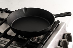 This 3-piece extra large cast iron cookware set is on sale for just $70