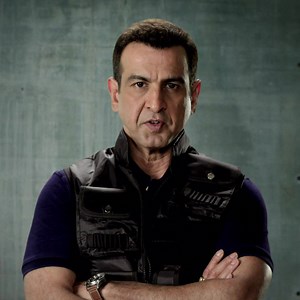 Would you kill an innocent man to save your family? Hotstar Specials presents Hostages, all episodes, now streaming in your language. | Disney Hotstar India