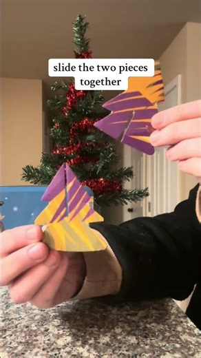 Turn an old box into a cute 3D mini tree! 🌲